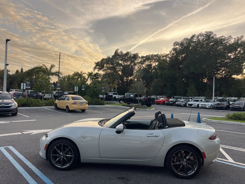 Used 2019 MAZDA MX-5 Miata Grand Touring image 12