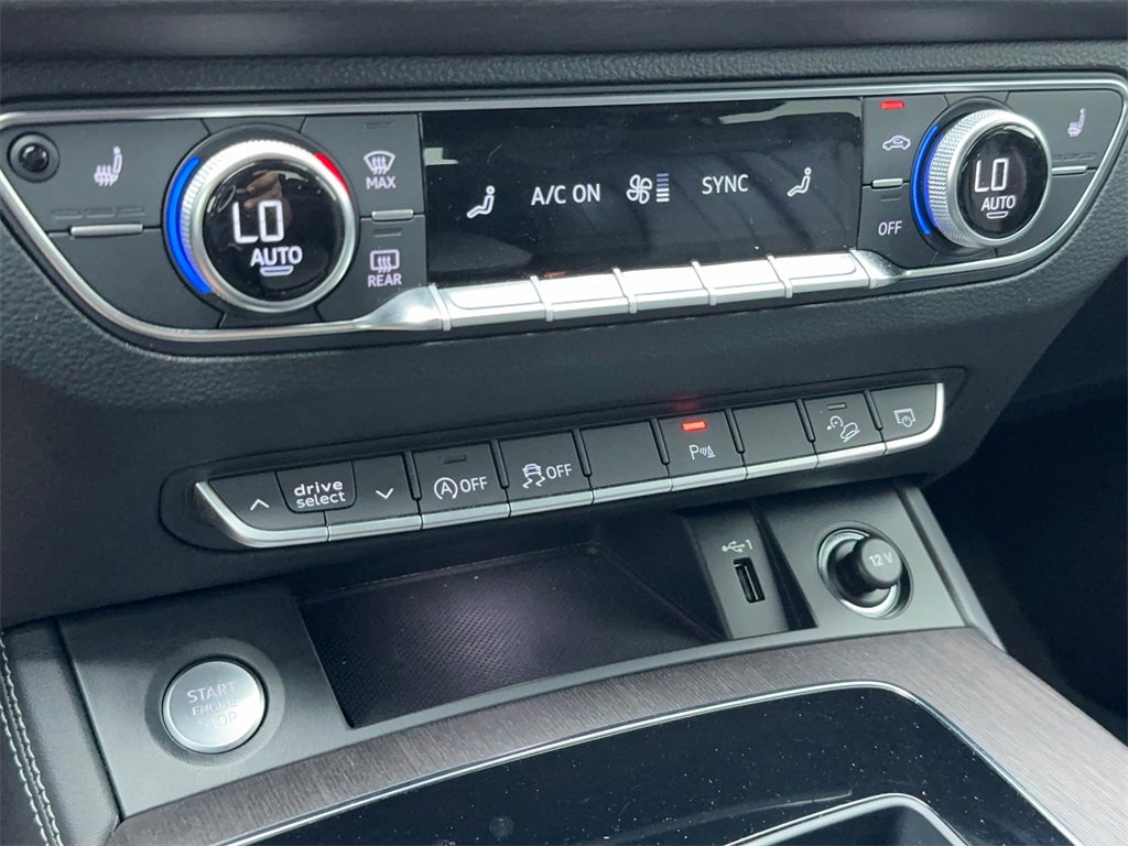 Used 2022 Audi Q5 2.0T Premium Plus w/ Premium Plus Package image 32