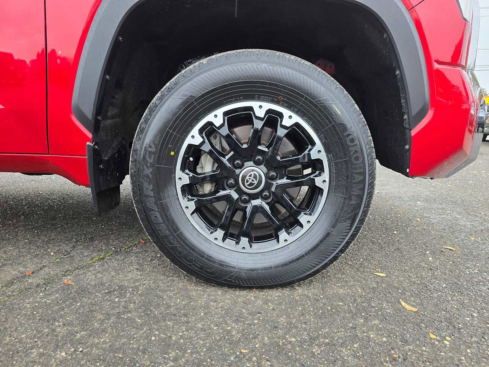 Used 2022 Toyota Tundra SR5 w/ TRD Off-Road Premium Package image 9