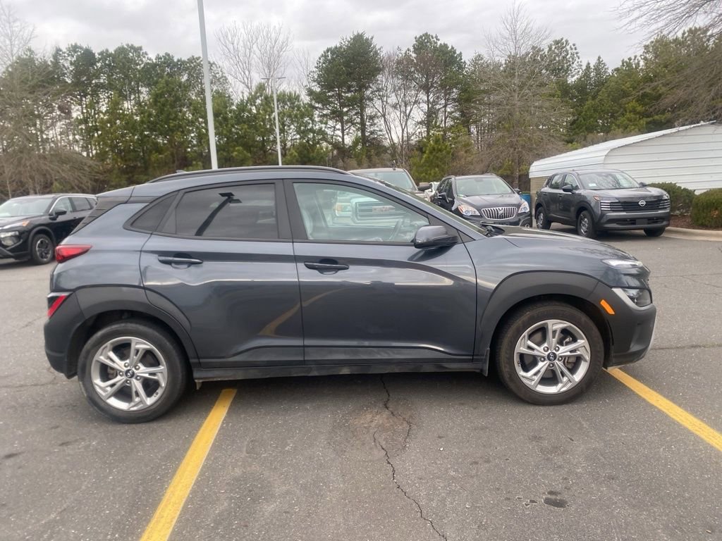 Used 2022 Hyundai Kona SEL w/ Convenience Package video 2