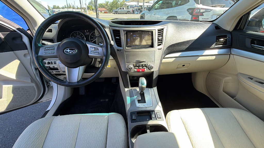 Used 2011 Subaru Legacy 2.5i Premium AWD/4WD image 17