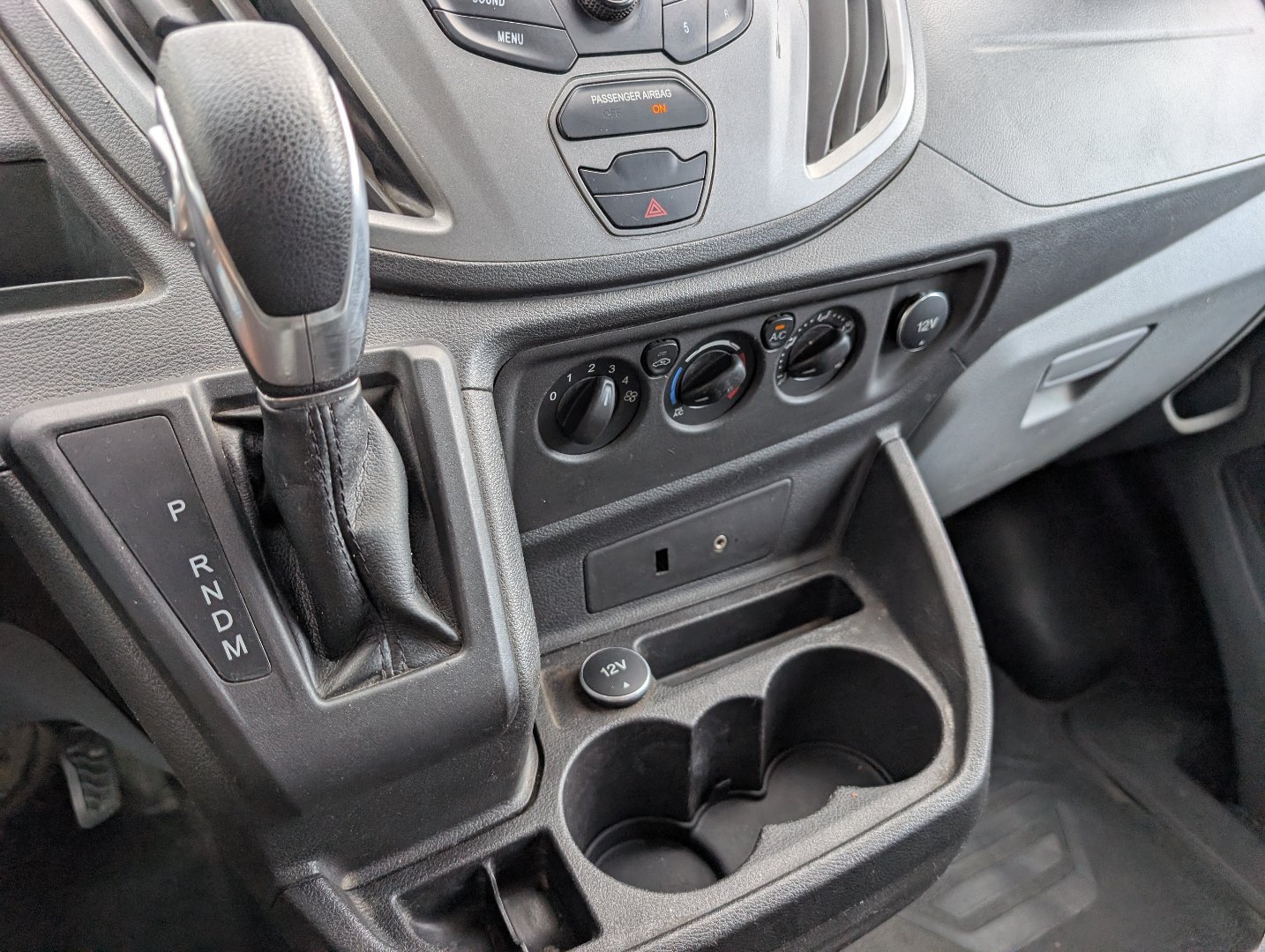 Used 2016 Ford Transit 250 130 Low Roof w/ Exterior Upgrade Package RWD image 15