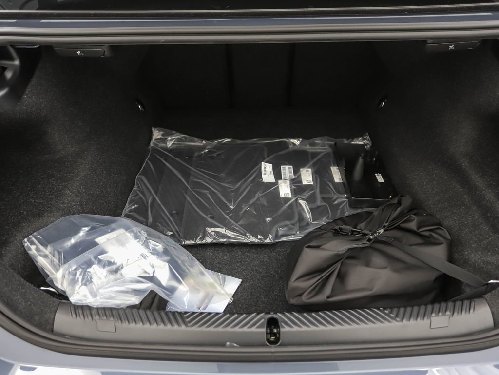 New 2026 BMW M5 w/ Carbon Package image 26