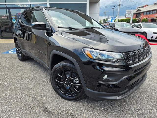 New 2026 Jeep Compass Latitude AWD/4WD image 2