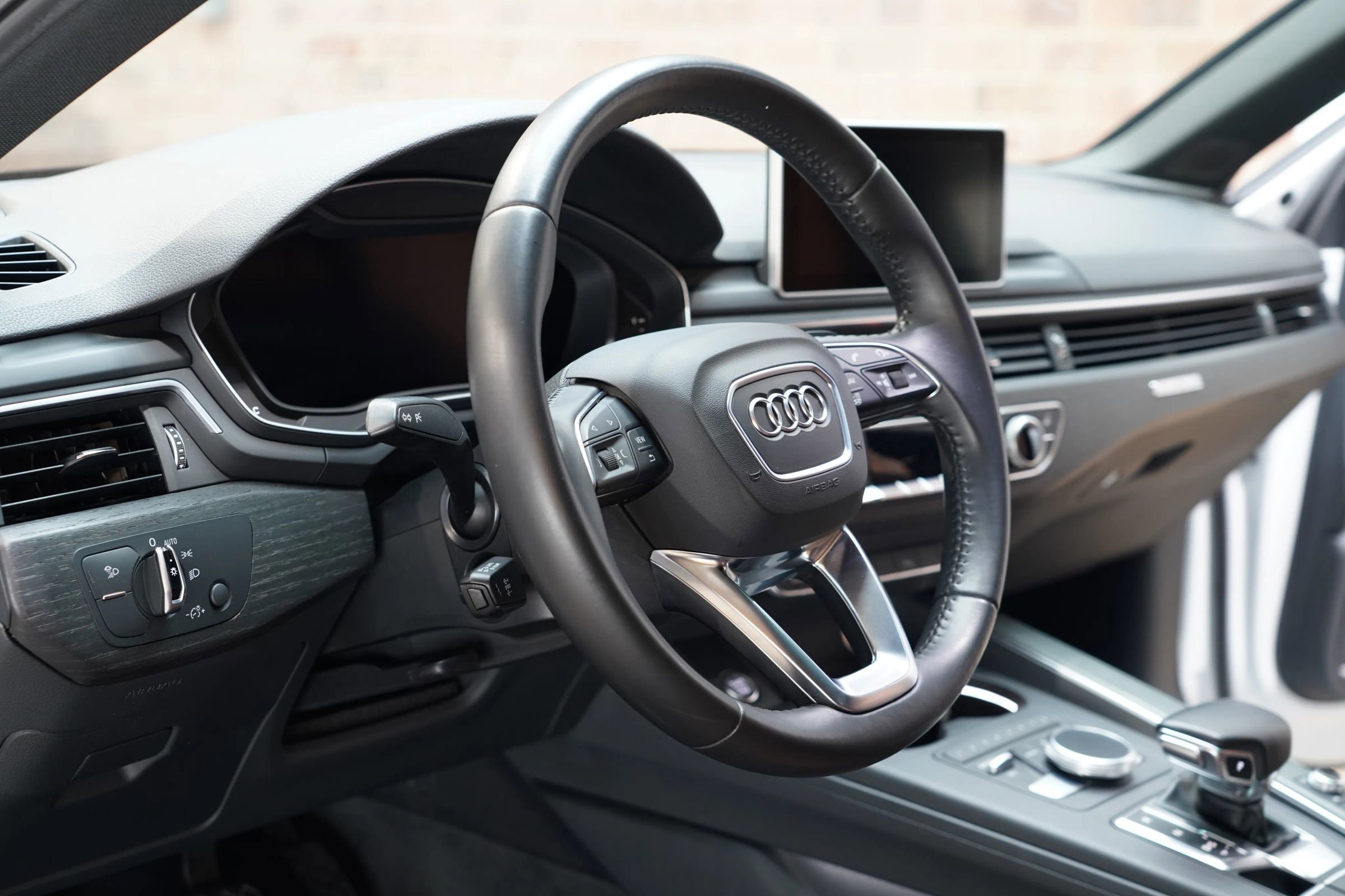 Used 2018 Audi A4 2.0T allroad Premium Plus image 34