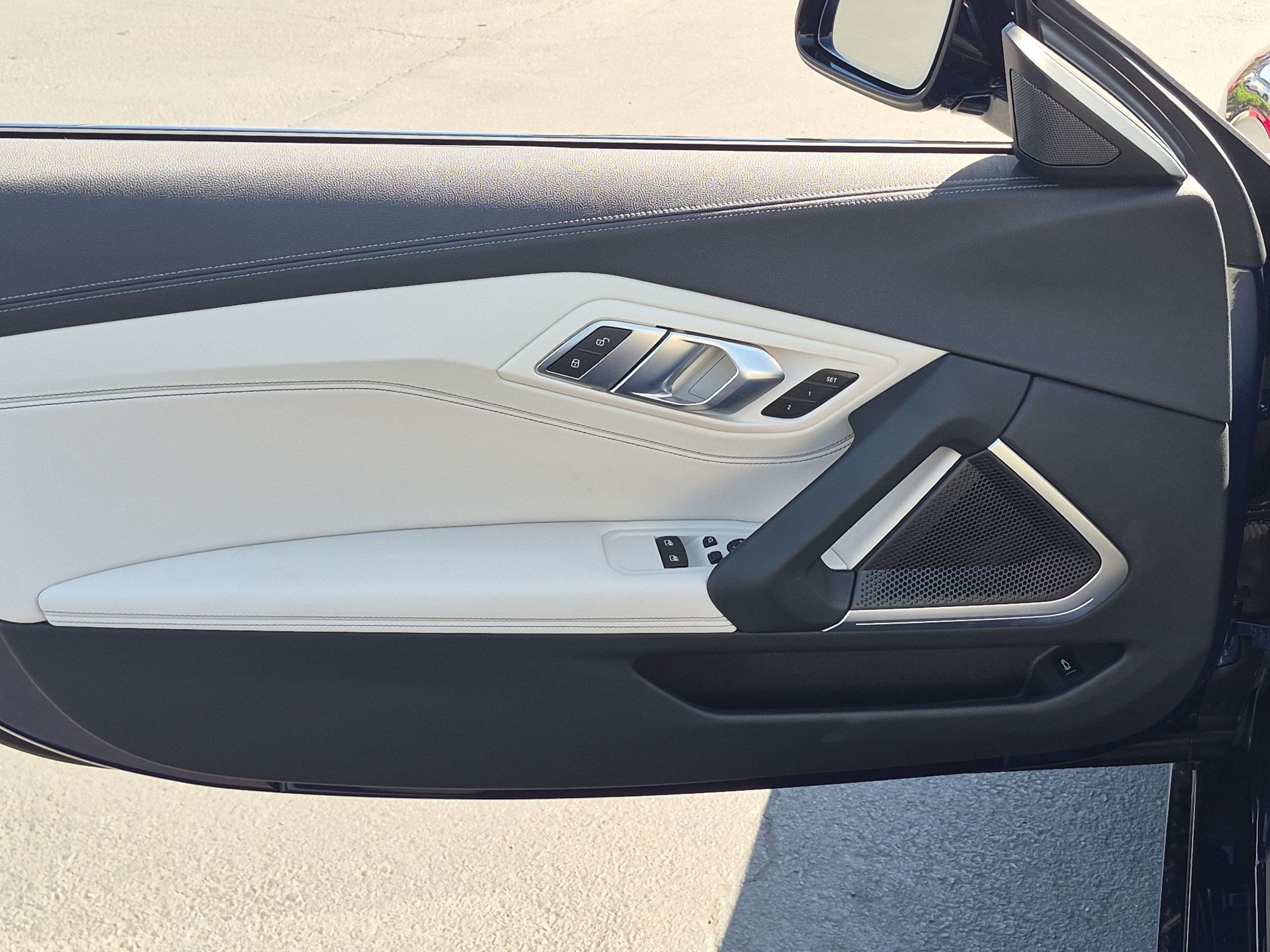 Used 2020 BMW Z4 sDrive30i w/ Convenience Package RWD image 14