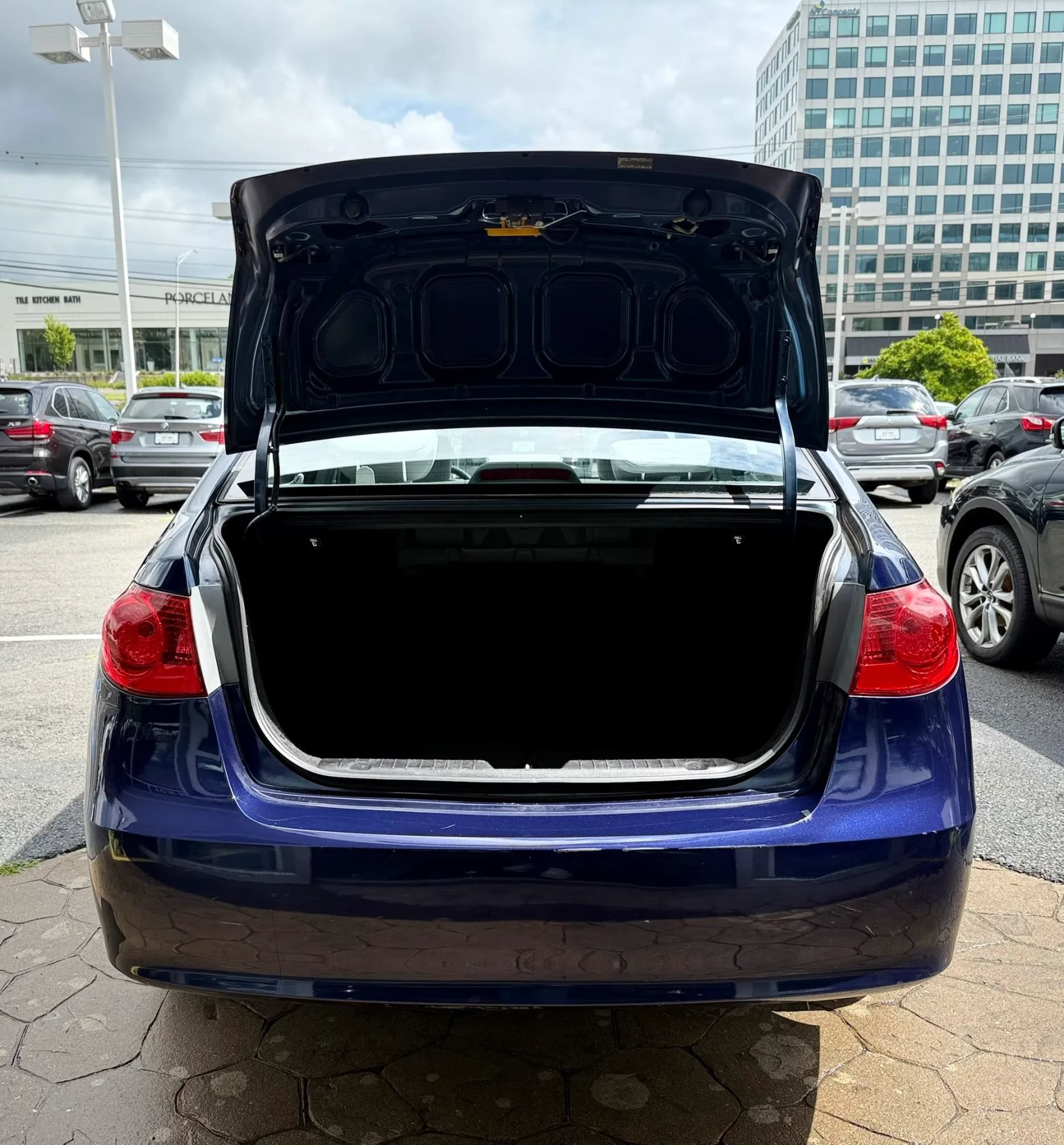 Used 2008 Hyundai Elantra SE FWD image 35
