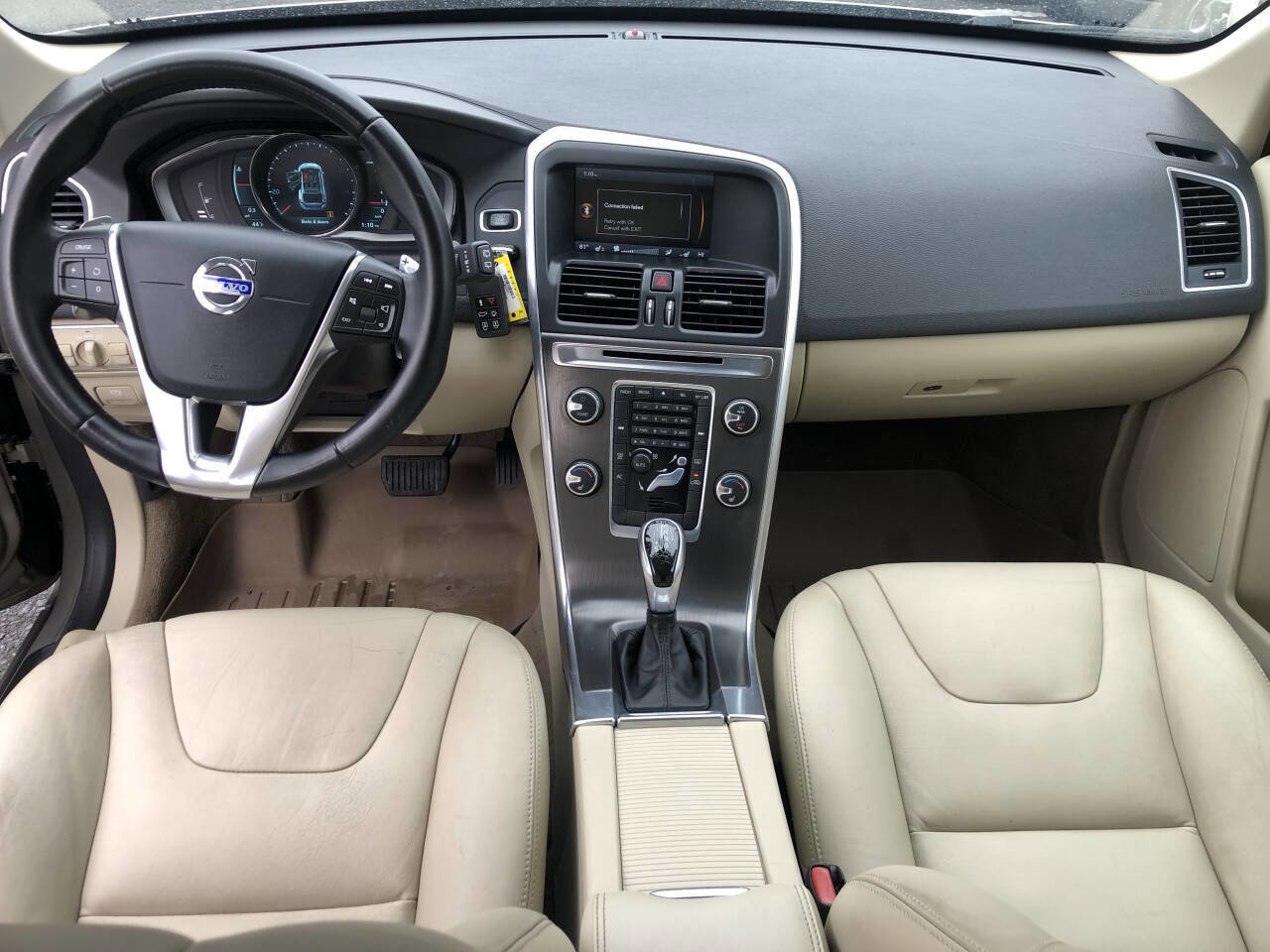 Used 2015 Volvo XC60 T6 image 11