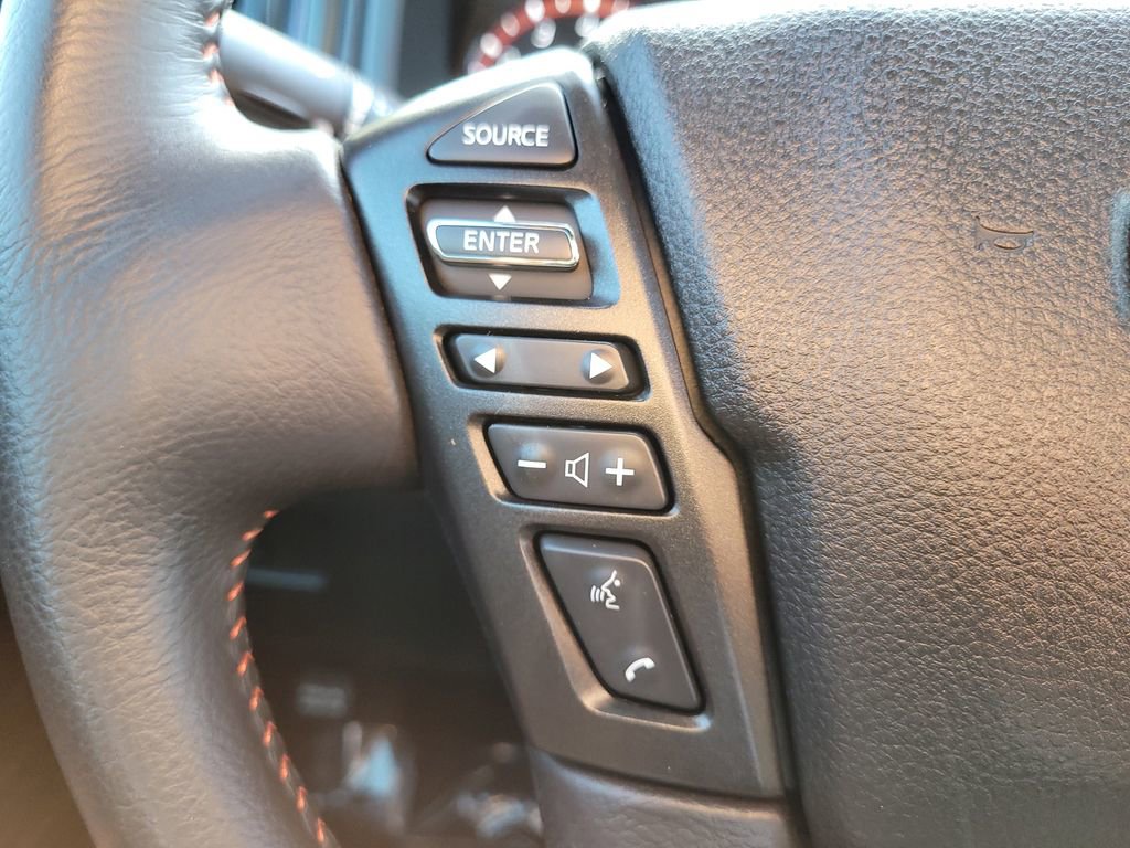 Used 2024 Nissan Titan PRO-4X w/ Pro-4x Convenience Package image 27