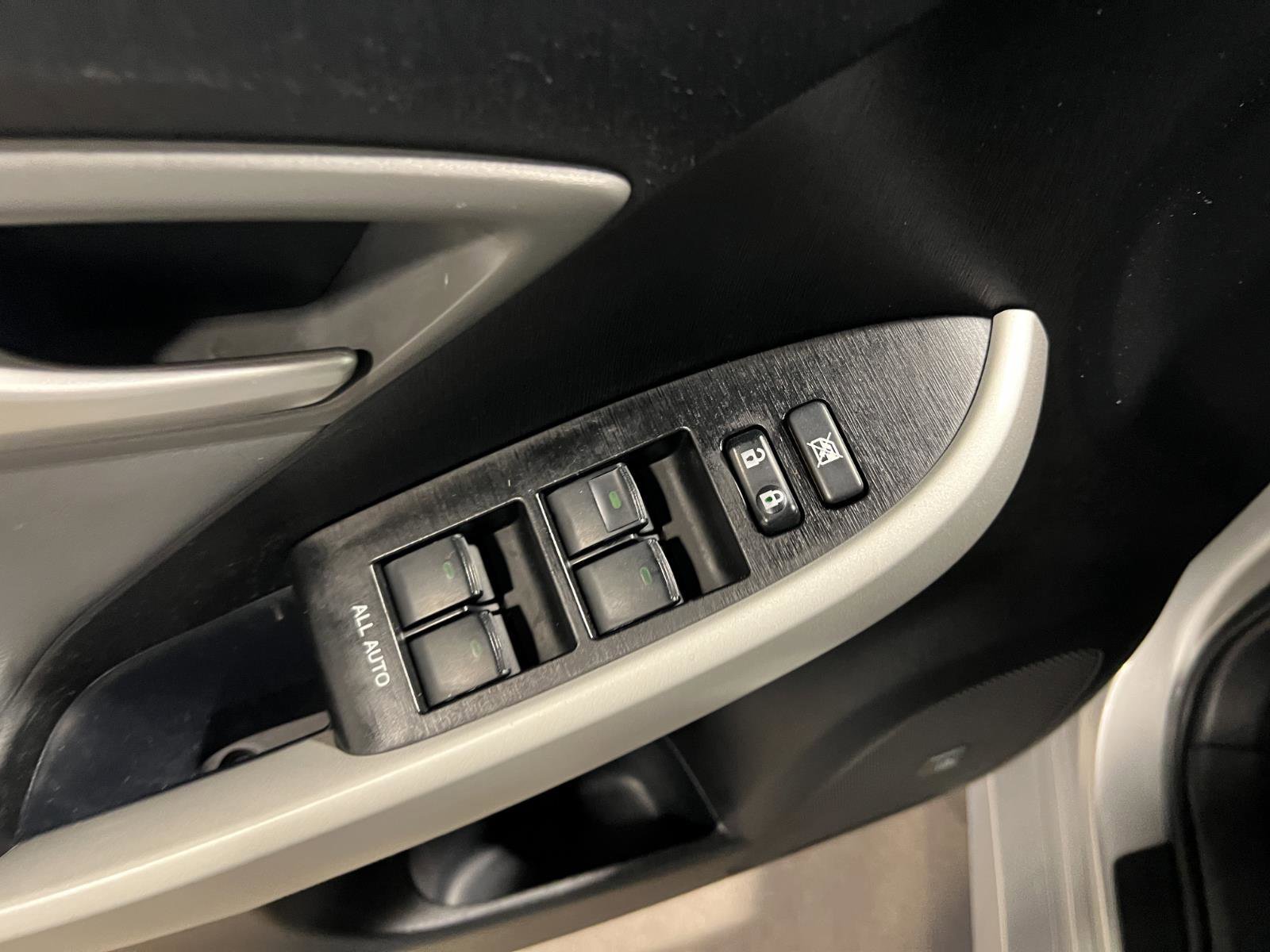 Used 2012 Toyota Prius Four FWD image 24