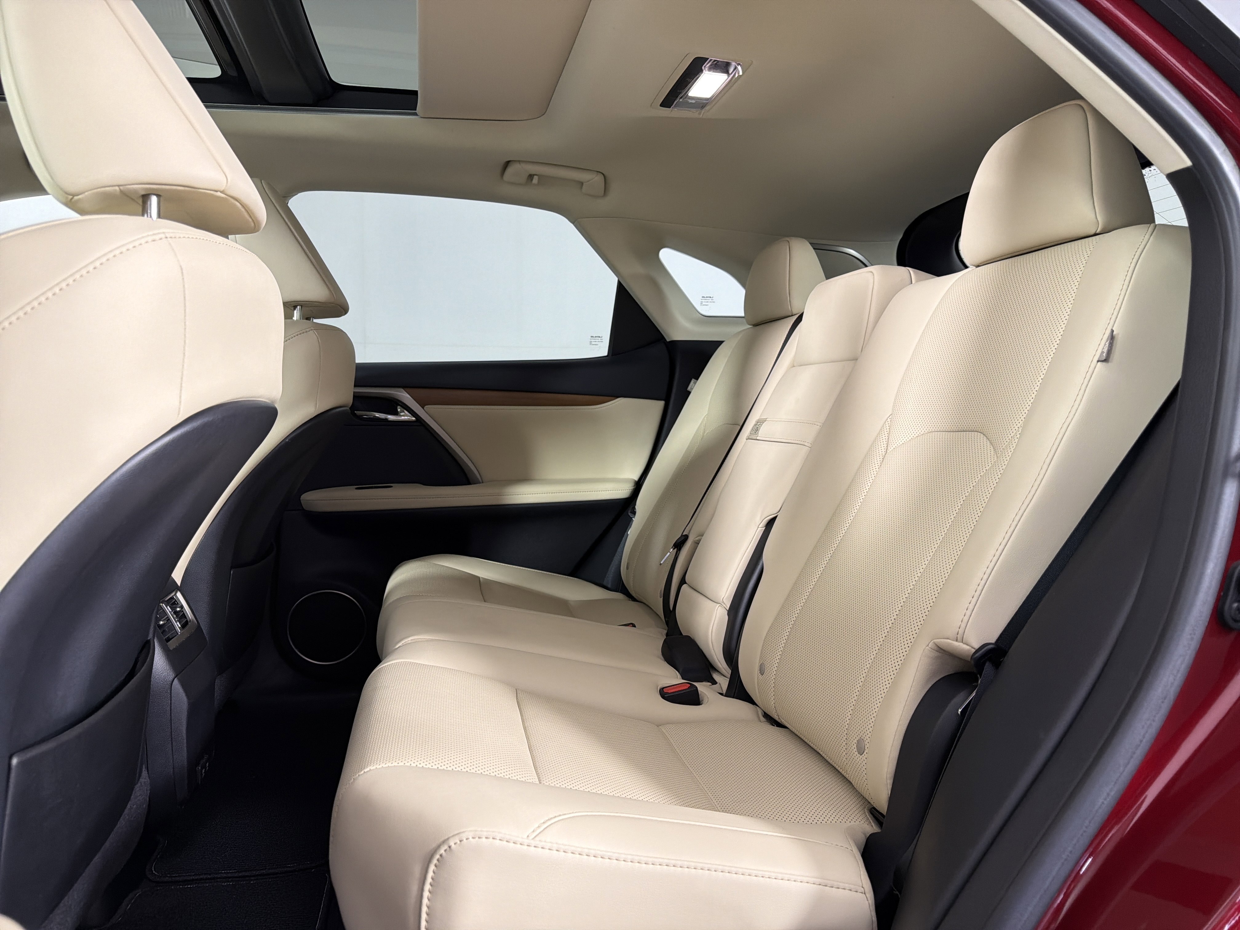 Certified 2021 Lexus RX 450h AWD w/ Premium Package image 25
