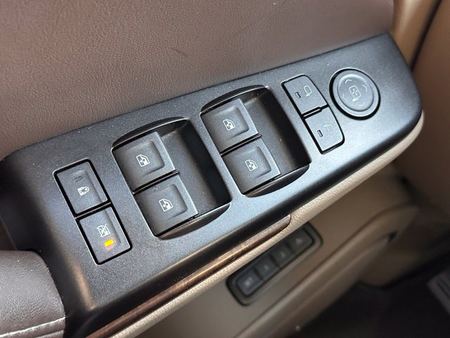 Used 2017 Chevrolet Tahoe LT RWD image 19