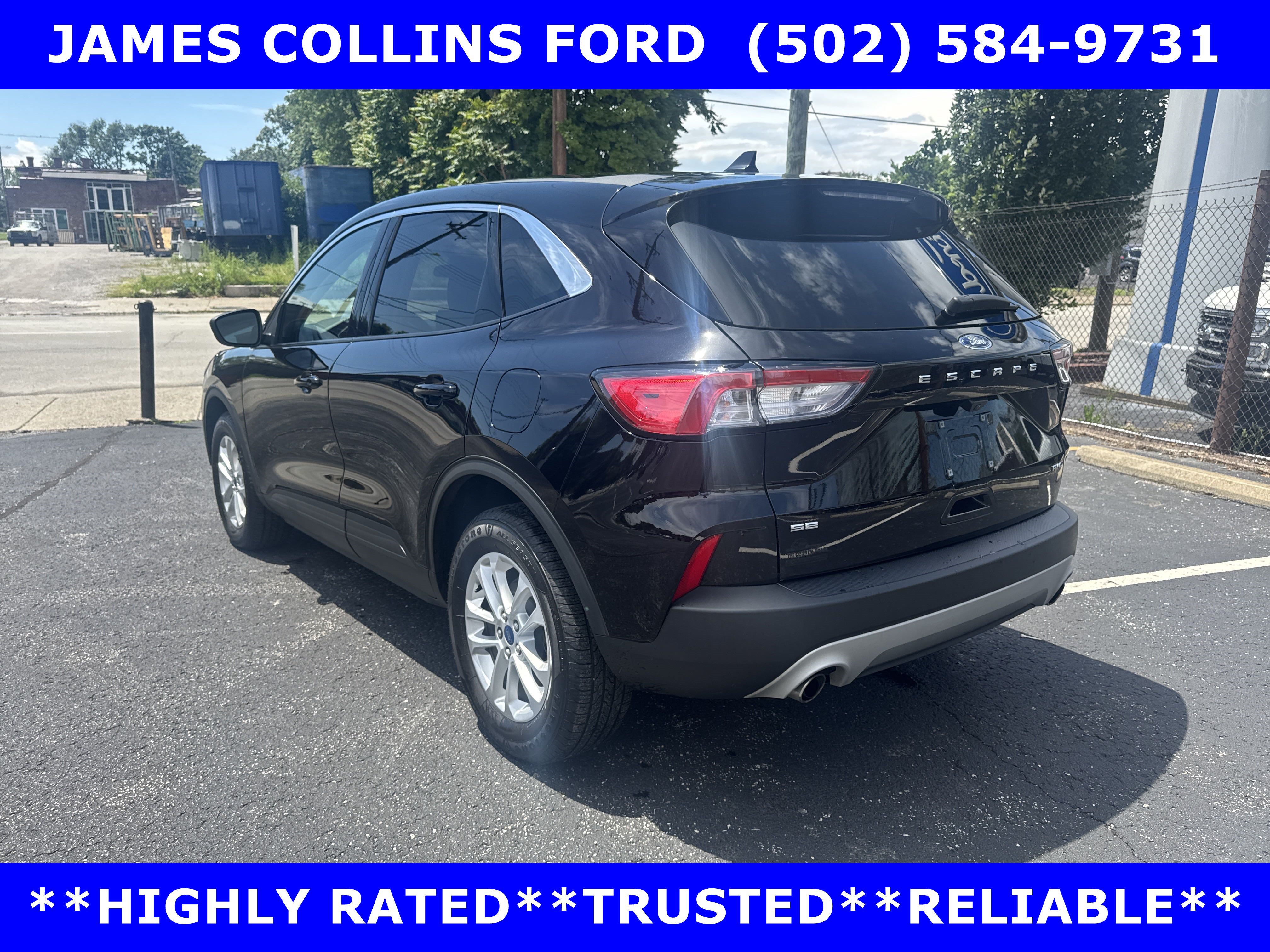 Used 2022 Ford Escape SE w/ Cold Weather Package AWD/4WD image 6