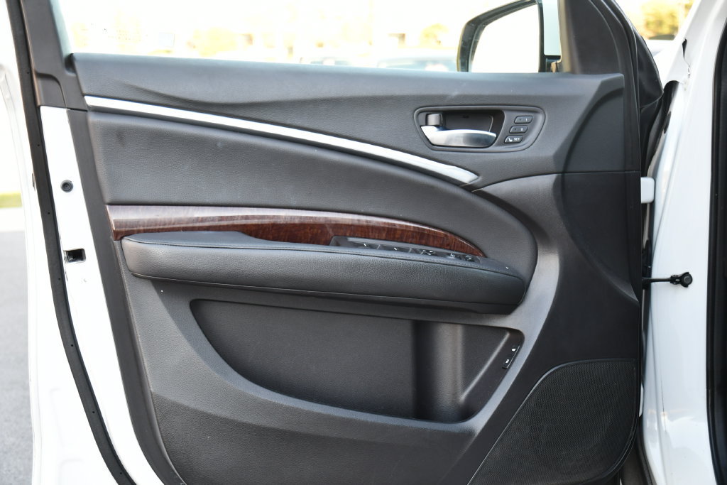Used 2020 Acura MDX SH-AWD image 14