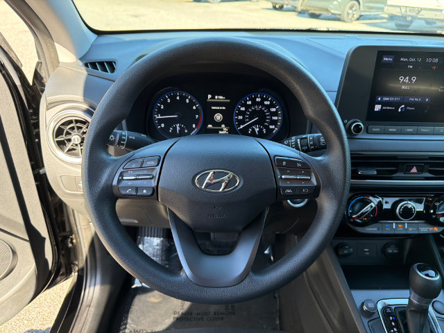 Used 2022 Hyundai Kona SEL FWD image 25