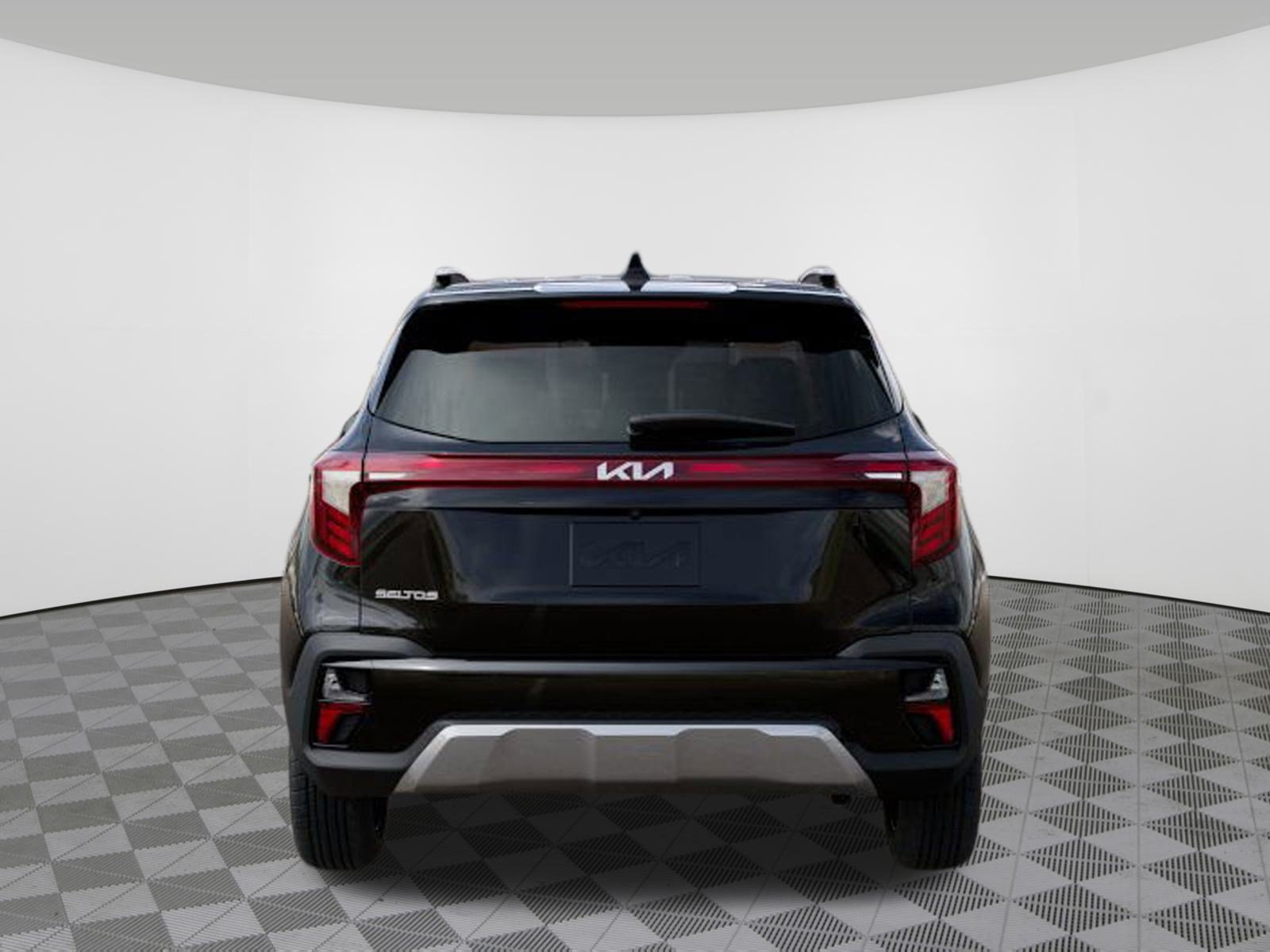New 2026 Kia Seltos S FWD image 5