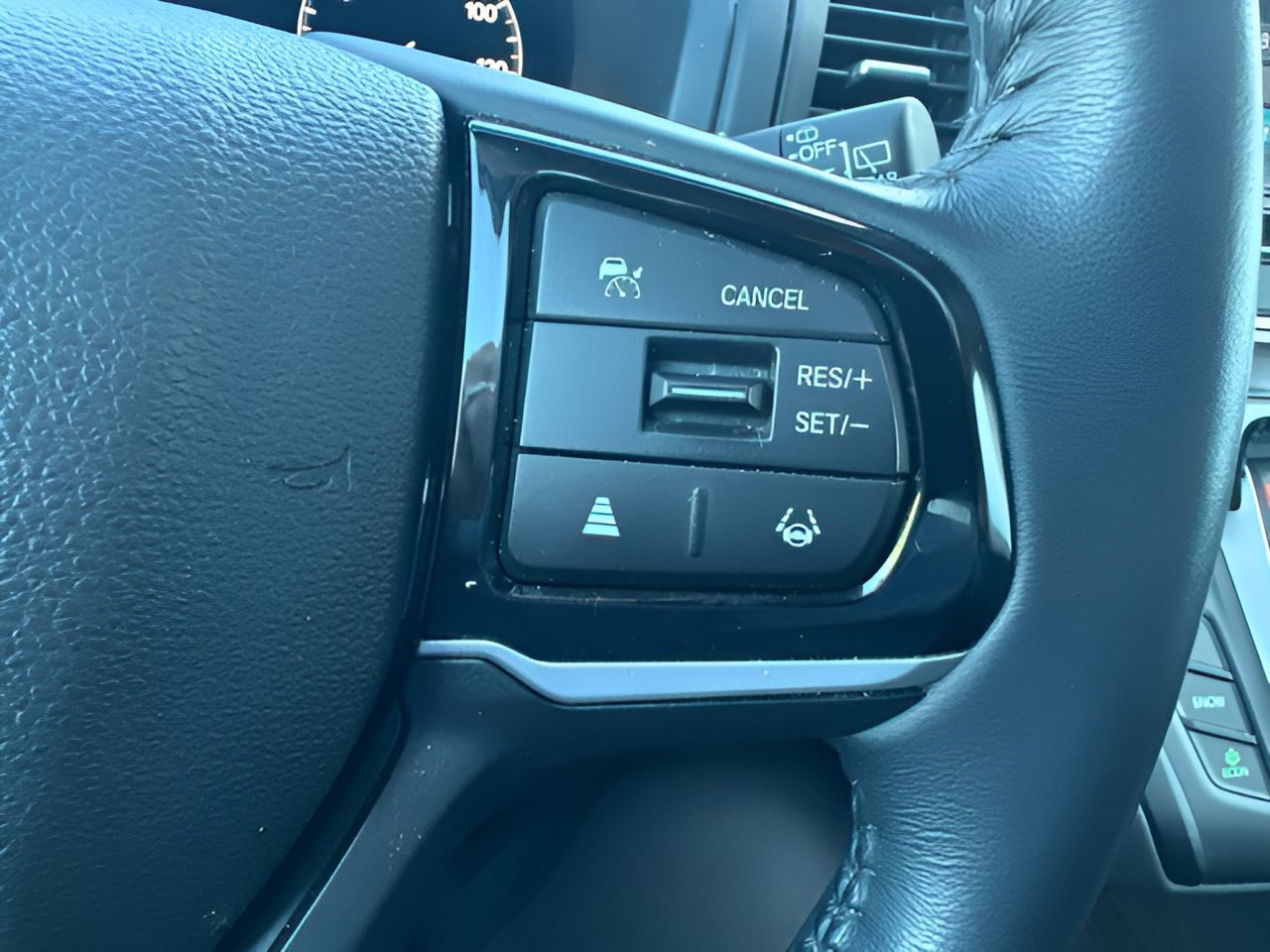 Used 2025 Honda Odyssey EX-L image 19