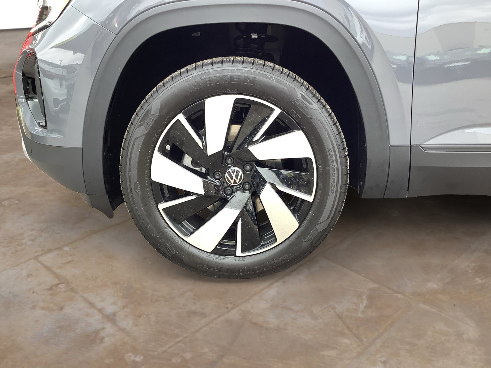 New 2026 Volkswagen Atlas Cross Sport SE FWD image 11