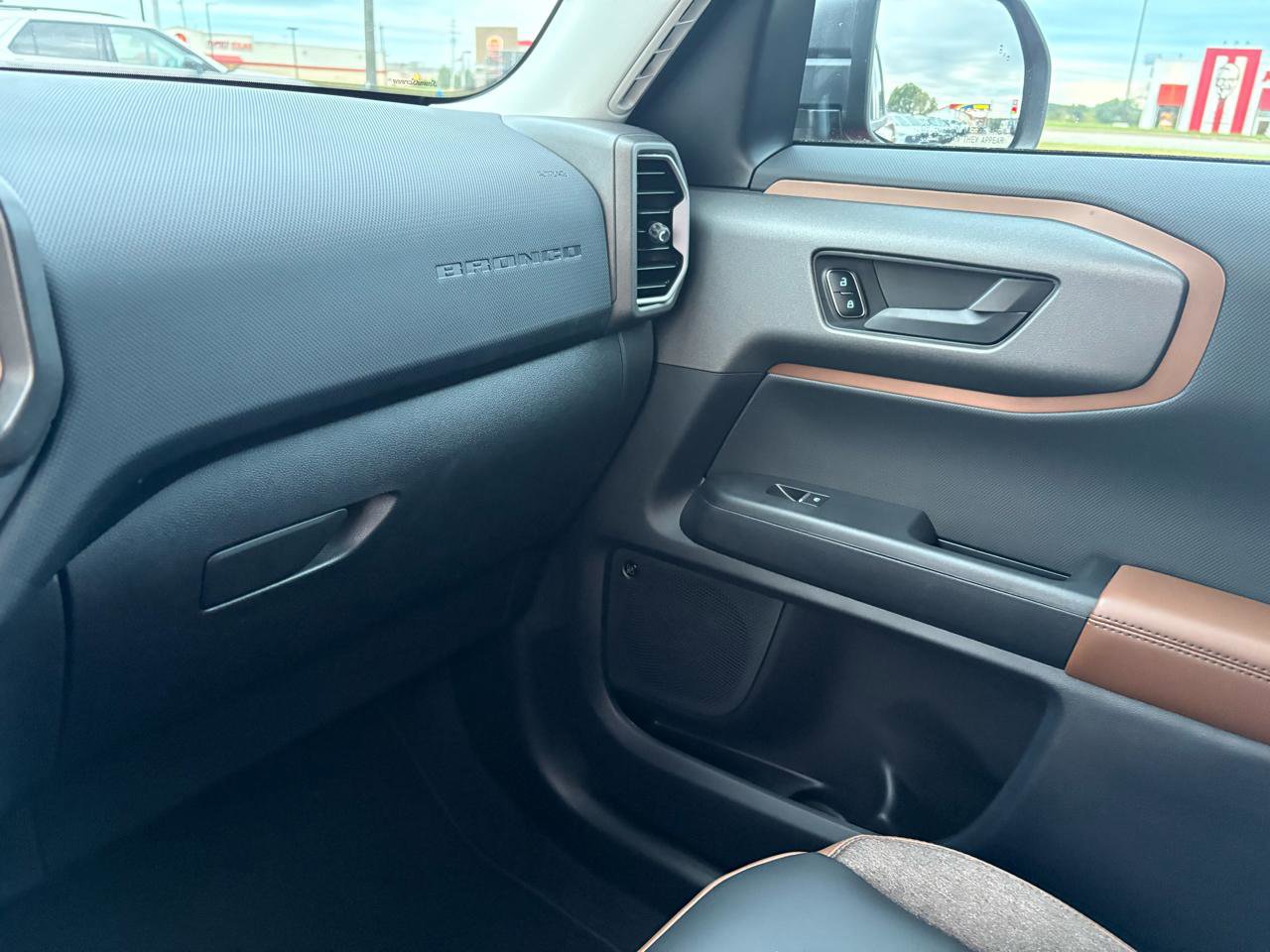 New 2025 Ford Bronco Sport Outer Banks w/ Outer Banks Tech Package+ AWD/4WD image 19