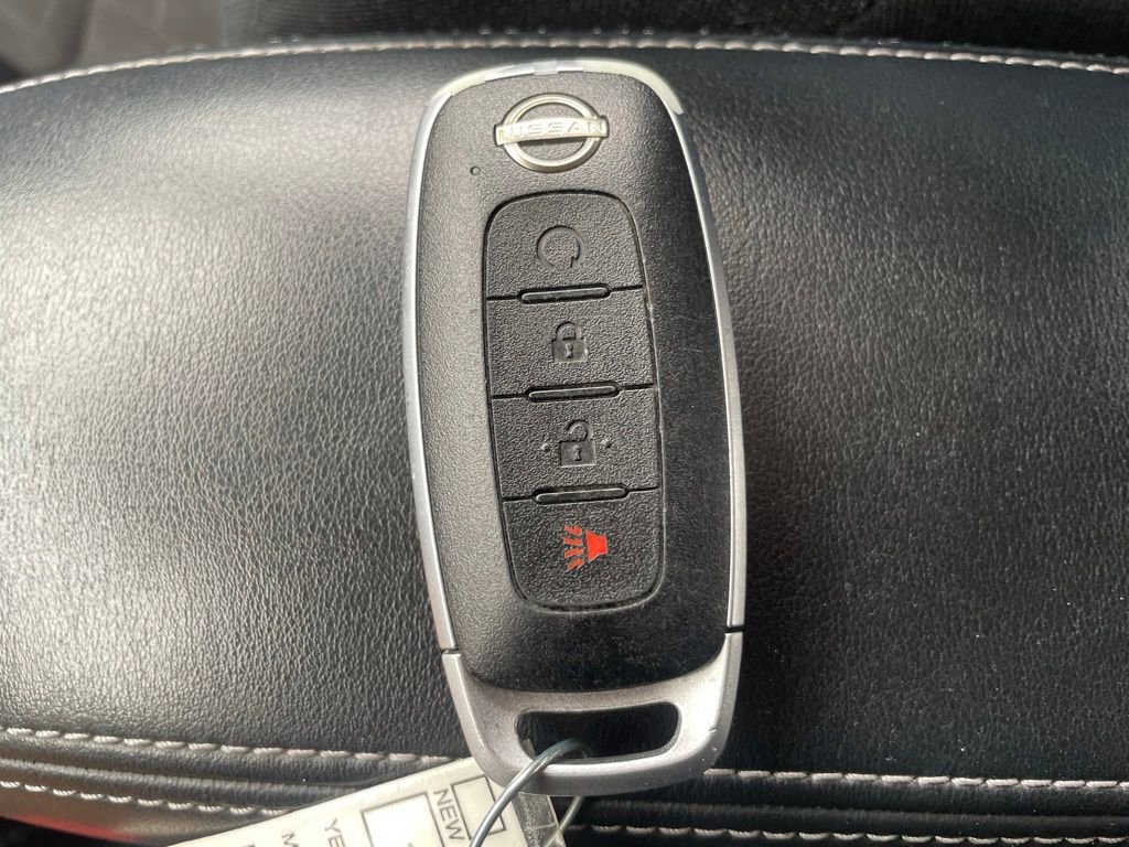 Certified 2024 Nissan Kicks SV FWD image 18