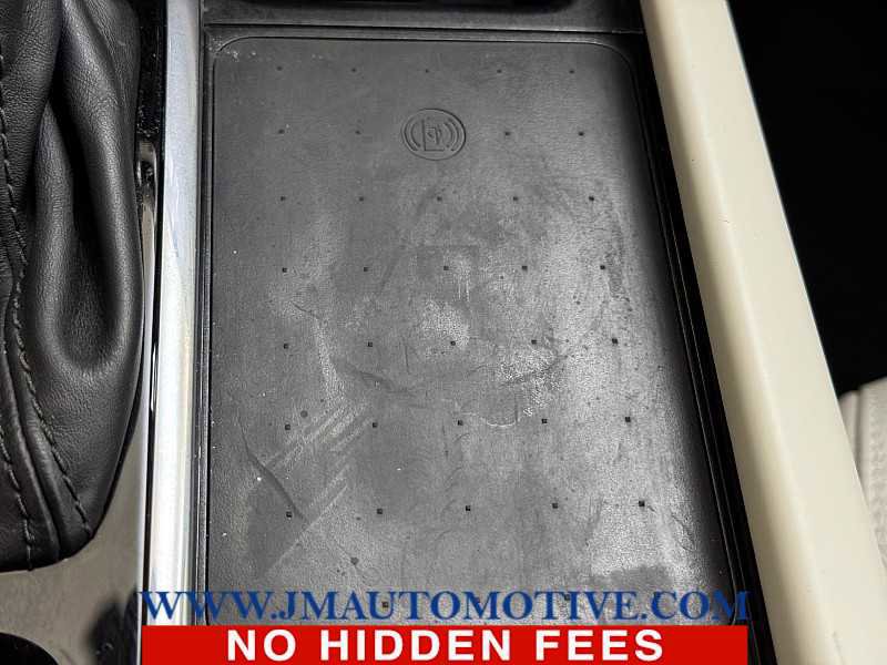 Used 2021 Volvo XC90 T6 Momentum image 40