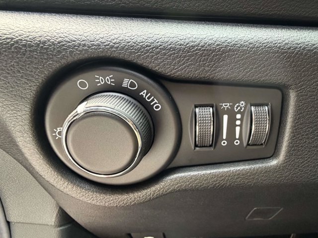 New 2027 Chrysler Pacifica LX FWD image 20