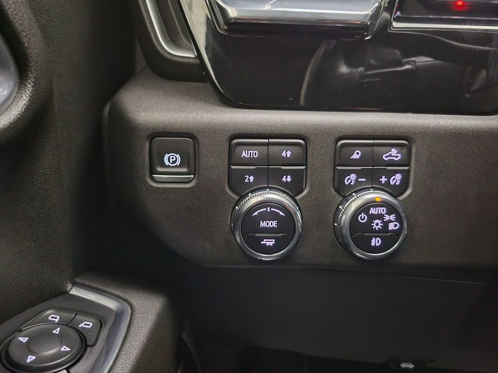 Used 2022 GMC Sierra 1500 Elevation w/ Elevation Premium Package image 32