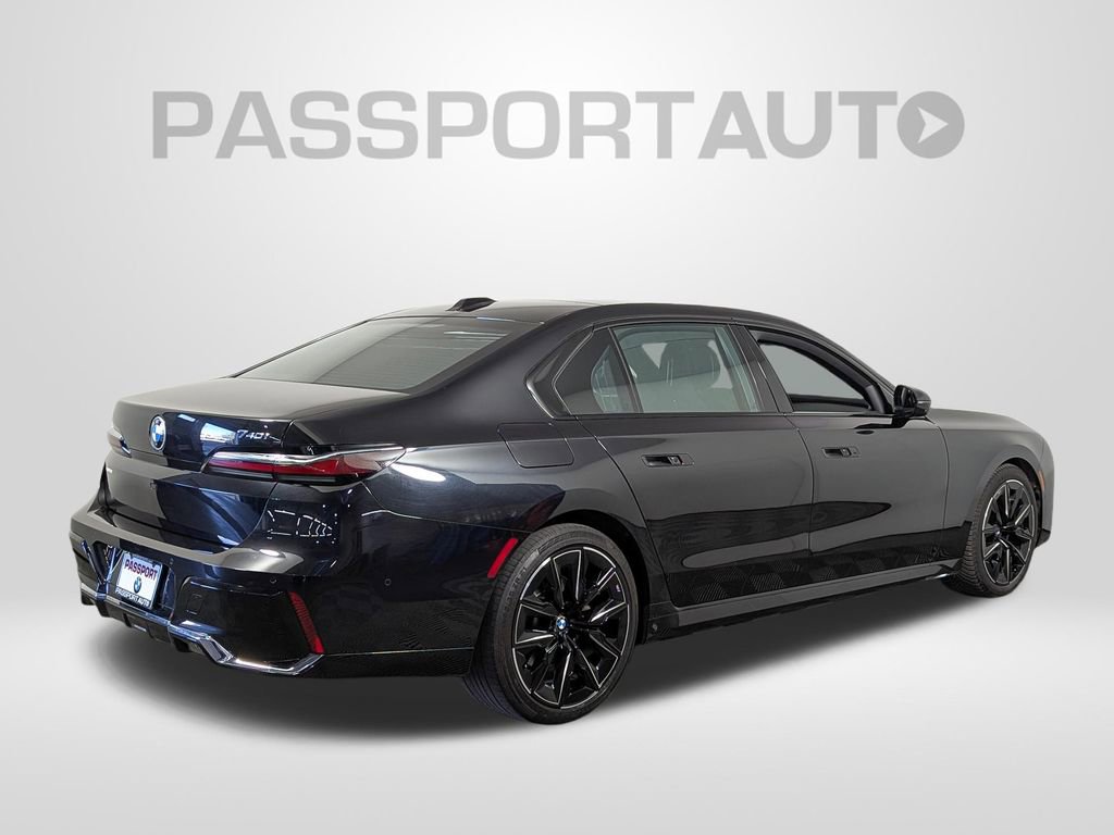 Certified 2023 BMW 740i w/ Executive Package RWD image 7