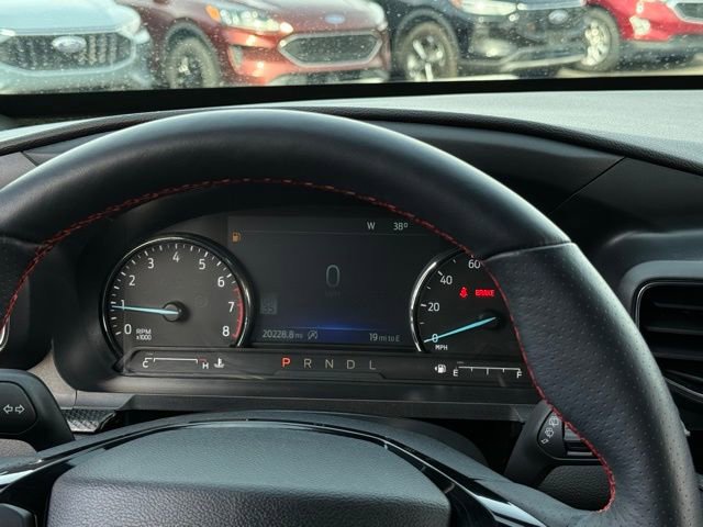 Used 2024 Ford Explorer ST-Line w/ Class IV Trailer Tow Package image 8