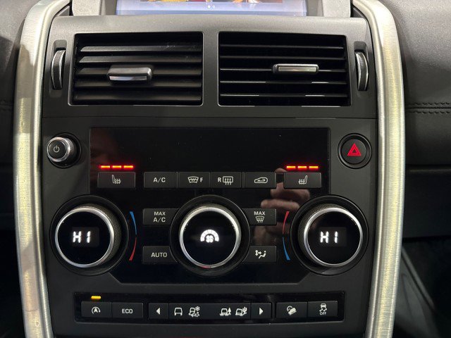 Used 2017 Land Rover Discovery Sport SE image 74