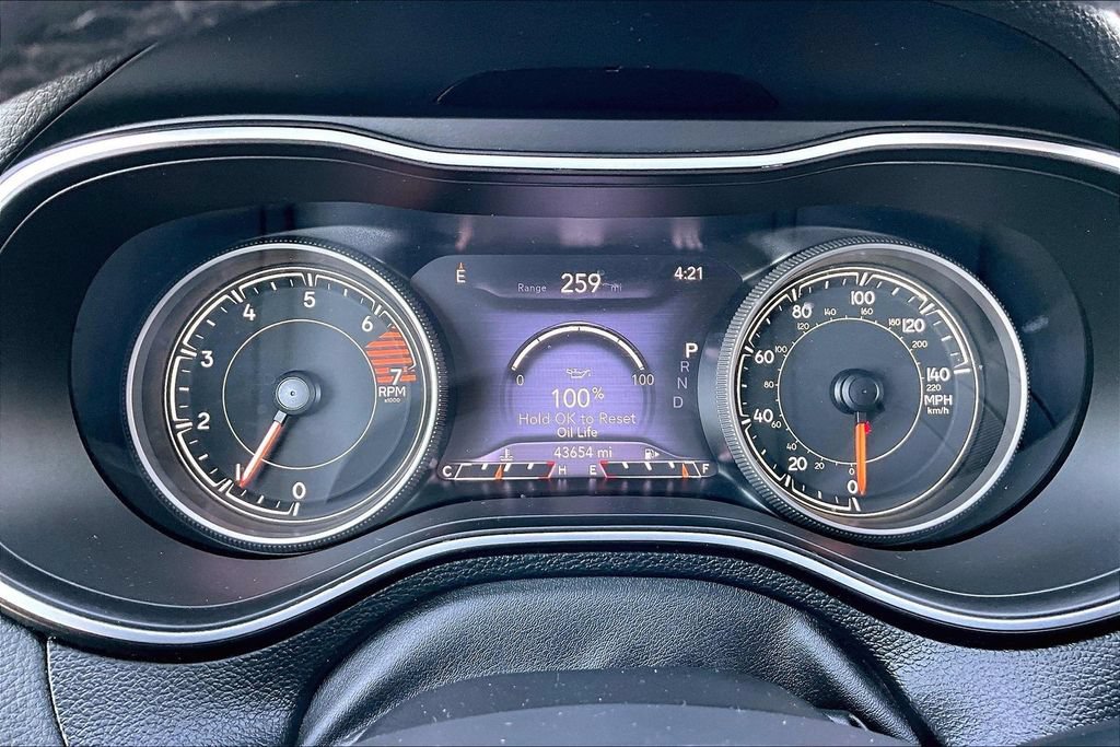 Used 2023 Jeep Cherokee Altitude Lux AWD/4WD image 26