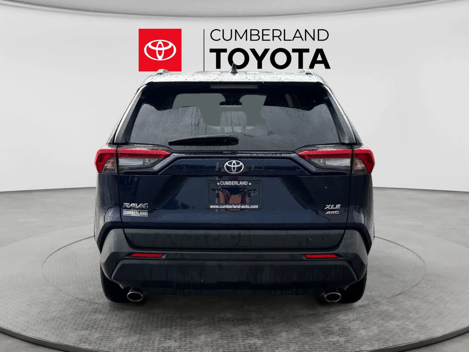 Used 2025 Toyota RAV4 XLE AWD/4WD image 4