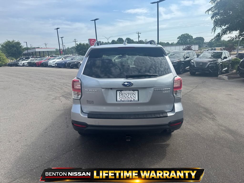 Used 2017 Subaru Forester 2.5i Premium AWD/4WD image 7