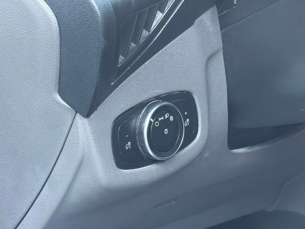 Used 2021 Ford Transit Connect XL image 27