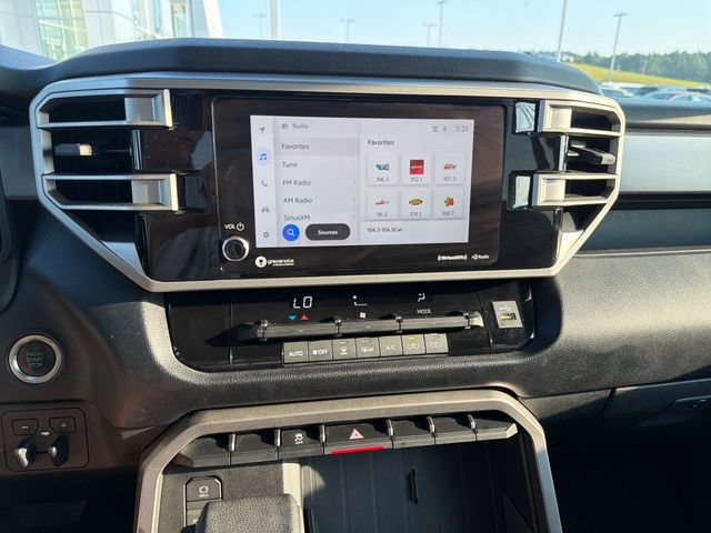 Used 2023 Toyota Tundra SR5 w/ SR5 Convenience Package AWD/4WD image 18