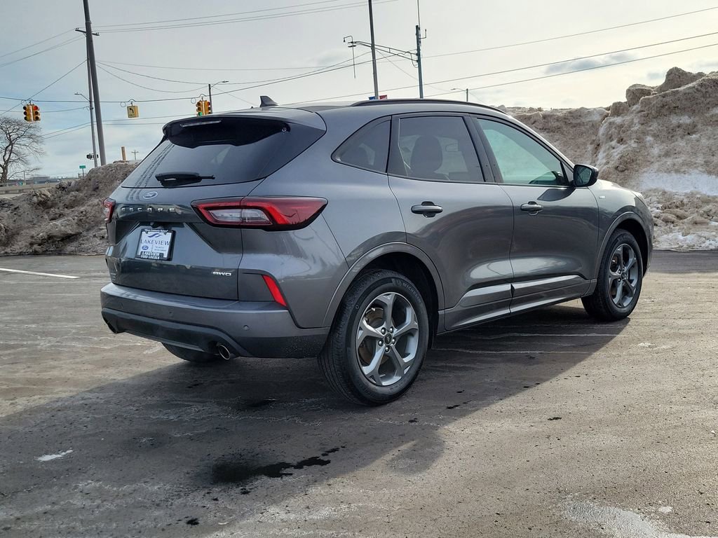 Used 2023 Ford Escape ST-Line Select w/ Tech Pack #1 image 3