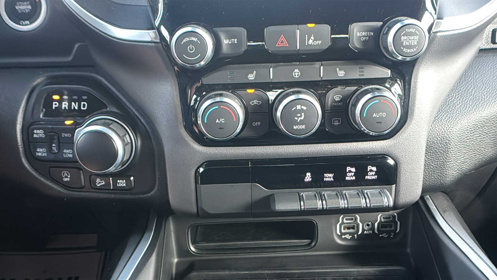 Used 2022 RAM 1500 Big Horn AWD/4WD image 32