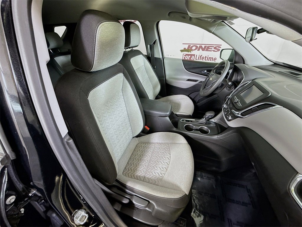 Used 2023 Chevrolet Equinox LS w/ LS Convenience Package image 28