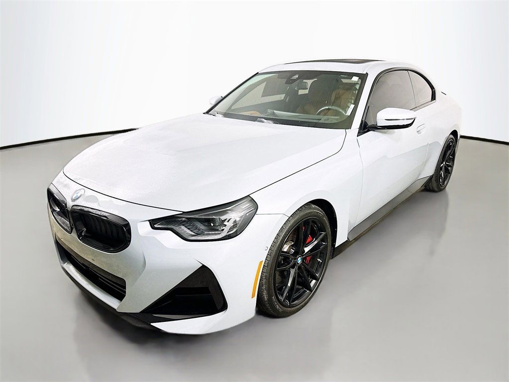 Used 2024 BMW 230i 230i M Sport w/ Premium Package image 3