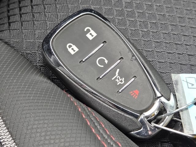 Used 2022 Chevrolet TrailBlazer RS w/ Sun and Liftgate Package AWD/4WD image 38