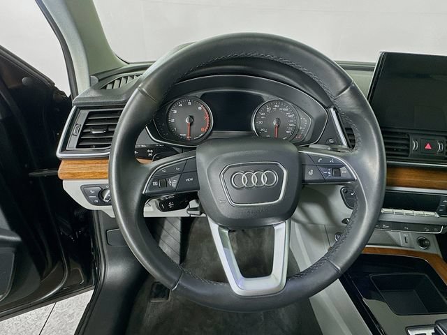 Used 2023 Audi Q5 2.0T Premium w/ Convenience Package AWD/4WD image 22