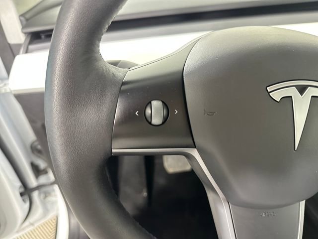Used 2021 Tesla Model Y 2WD image 15
