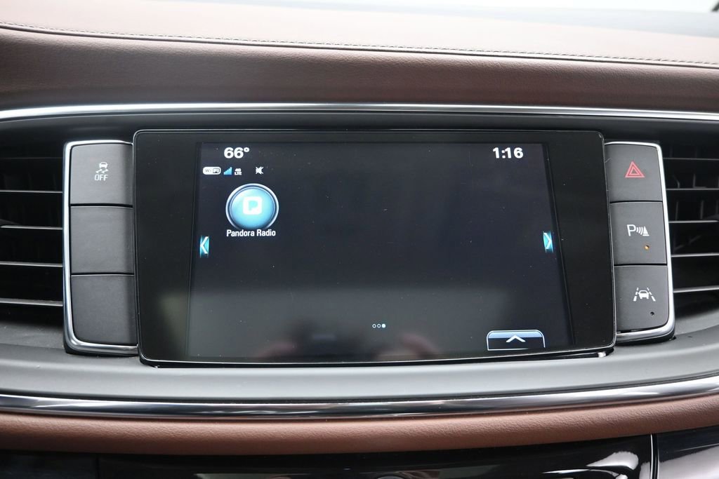Used 2018 Buick Enclave Avenir FWD image 28