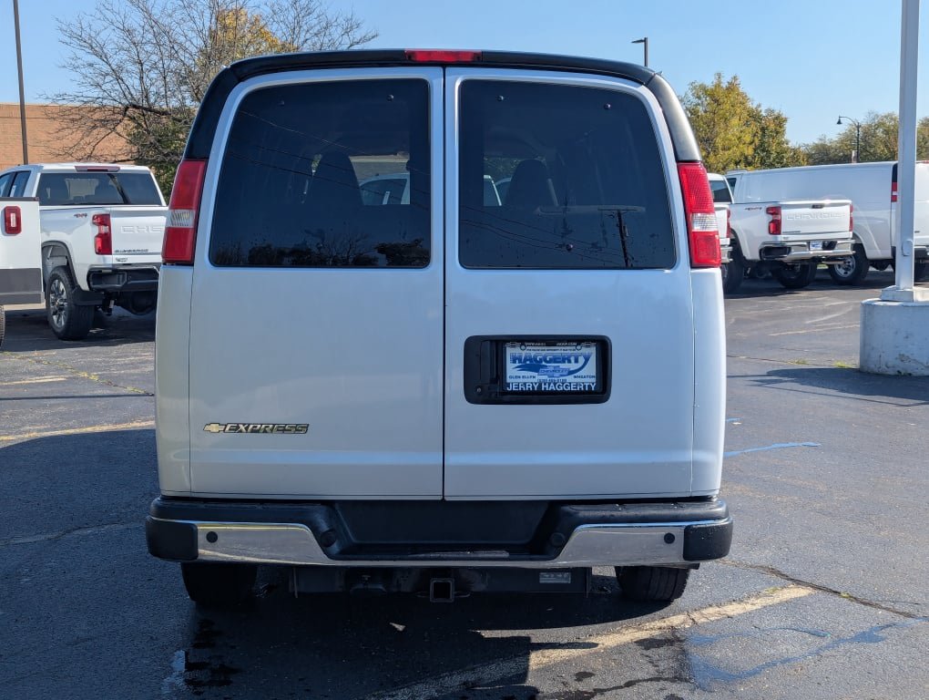 Used 2023 Chevrolet Express 3500 LS w/ Chrome Appearance Package RWD image 11