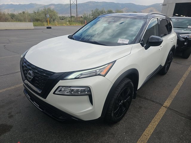 Used 2023 Nissan Rogue SV w/ SV Premium B Package