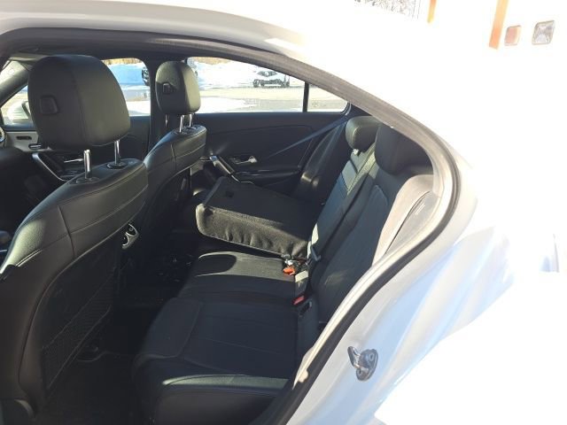 Used 2019 Mercedes-Benz A 220 4MATIC image 10