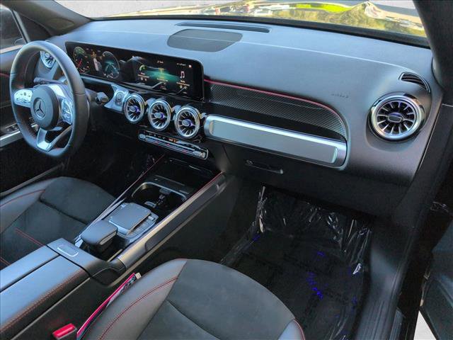 Certified 2022 Mercedes-Benz GLB 250 4MATIC image 22