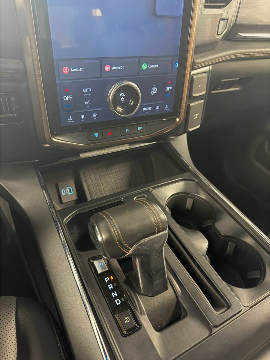 Used 2022 Ford F150 Lightning Lariat AWD/4WD image 16