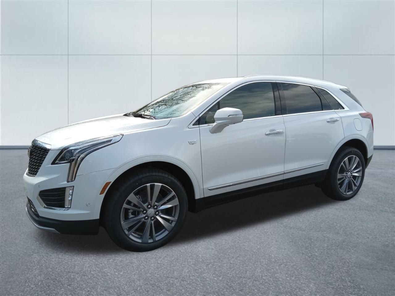New 2026 Cadillac XT5 Premium Luxury w/ Driver Assist Package