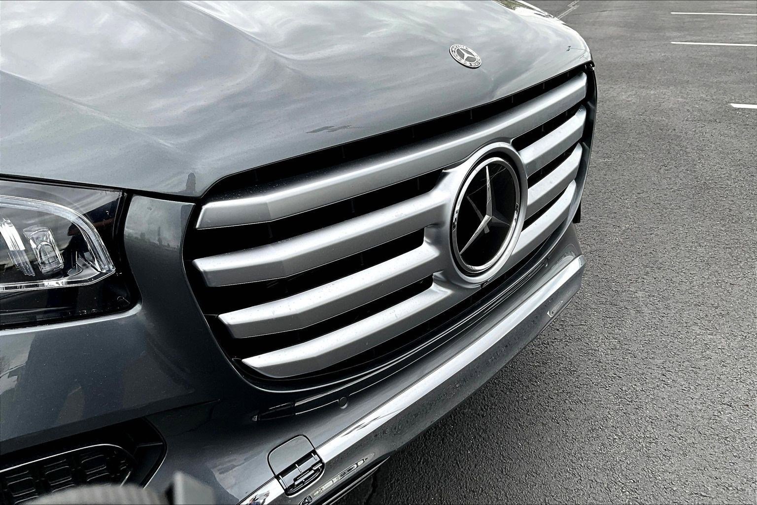 Used 2025 Mercedes-Benz GLS 450 4MATIC image 33